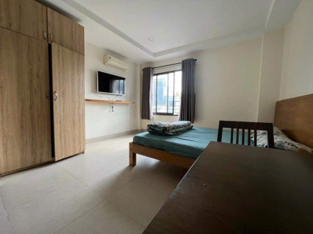 PHÒNG STUDIO FULL NỘI THẤT, CỬA SỔ, TIVI RIÊNG, GẦN HÀNG XANH, ĐẠI HỌC HUTECH, GTVT.