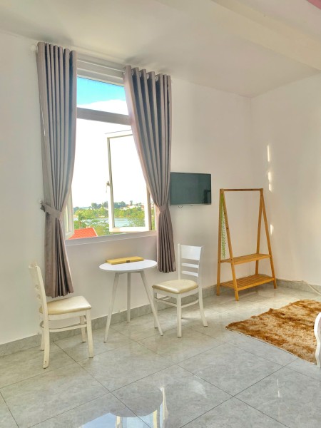 PHÒNG TRỌ VIEW BỜ SÔNG - RỘNG RÃI, CÓ DECOR