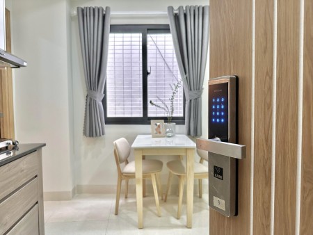 CHO THUÊ PHÒNG FULL NỘI THẤT CAO CẤP CỬA SỔ LỚN Ở BÌNH THẠNH NGAY PHÚ NHUẬN, Q3 - LH: 0334998413