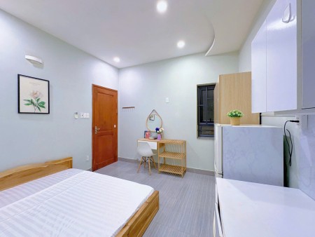 Cho Thuê Phòng Trọ Giá Rẻ Có Thang Máy Ngay CMT8 Q10 - Gần Vòng Xoay Dân Chủ