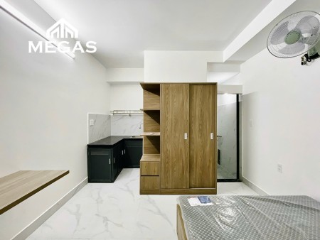 STUDIO MỚI 100% FULL NỘI THẤT MỚI - Ở 2 NGƯỜI VÔ TƯ - ĐẦY ĐỦ TIỆN ÍCH XUNG QUANH VÀ KHU HOT QUẬN 7