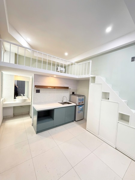 Cho thuê phòng gác/duplex mới nhà thang máy ở Dương Quảng Hàm Gò Vấp gần siêu thị Emart, ĐH Văn Lang