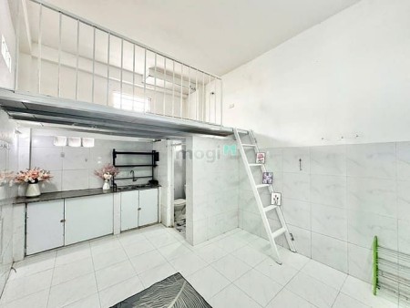 Phòng đẹp giá rẻ gần ngay ETOWN2