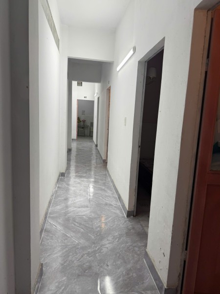 Cần cho thuê nhà nguyên căn 2 tầng Dt 130m2 tại Dĩ An
