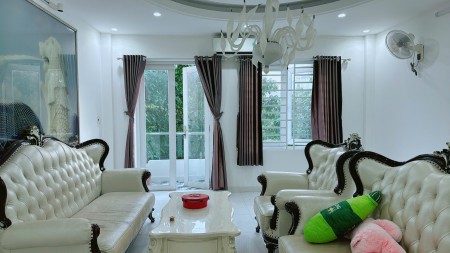 Cần cho thuê Nhà Nguyên Căn 3 Lầu có FULL nội thất Như Hình ở KDC 13E giá 16 Tr/th nhà mới đẹp