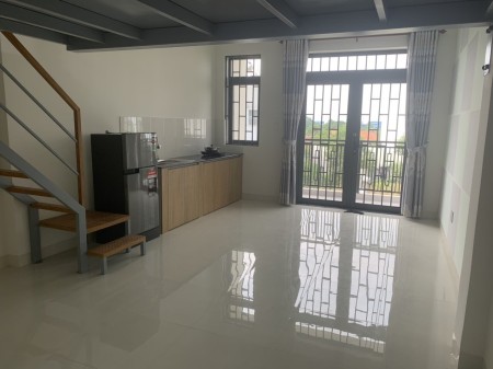 PHÒNG CHO THUÊ QUẬN 9, GẦN ĐẠI HỌC FPT,ĐH HUTECH,CNC SAMSUNG,VÒNG XOAY LIÊN PHƯỜNG (Ban Công Riêng)