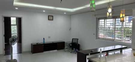 Cho thuê căn hộ 65m2, tầng 2, khu vực trung tâm quận 7, gần trường đại học Tôn Đức thắng