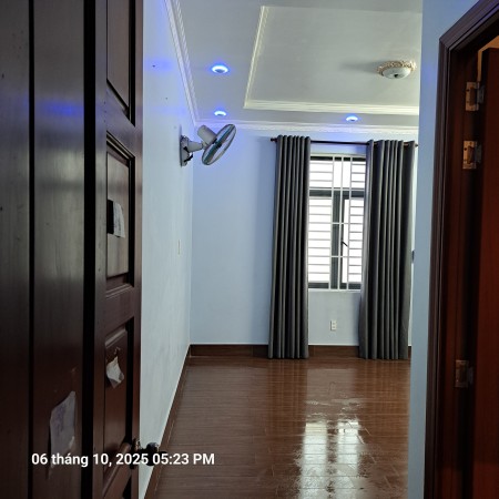 Cho thuê phòng vip nhà mặt tiền Hà Huy Giáp gần cầu Phú Long