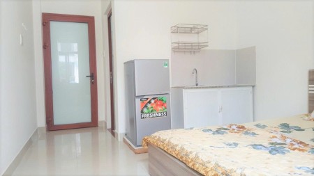 Phòng cửa sổ thoáng mát, Ngay Thành Thái, Sát ĐH Huflit, Bách Khoa, Hoa Sen, Y Phạm Ngọc Thạch