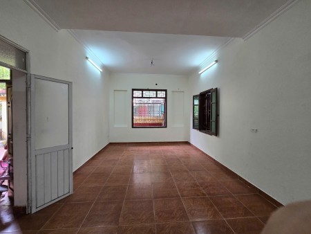 Cho Thuê phòng tầng 1- Nhà Biệt Thự khu Xí nghiệp Pháo ngõ 347/116 Cổ Nhuế.