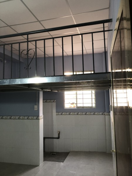 Cho thuê phòng trọ gần chợ hạch thông Tây và công viên làng hoa, giá 2tr/1 phòng