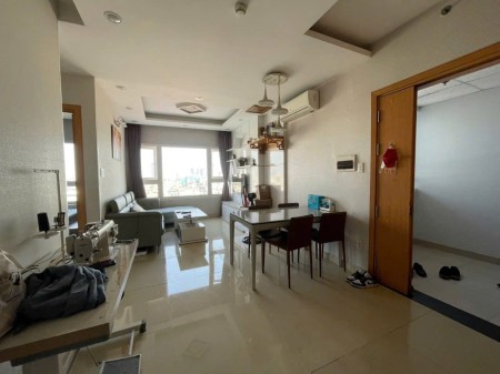 Chung cư The Usefull, Lạc Long Quân, TB: 2p ngủ rộng, 2wc, máy lạnh giá 9tr5/tháng