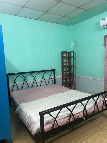 PHÒNG ĐỦ TIỆN NGHI + Máy lạnh mới giá 2.7 triệu, 30 m² tại Lê Văn Lương,