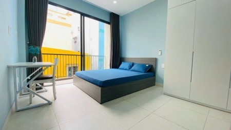 STUDIO FULL NỘI THẤT BAN CÔNG NGAY PHAN XÍCH LONG PHÚ NHUẬN
