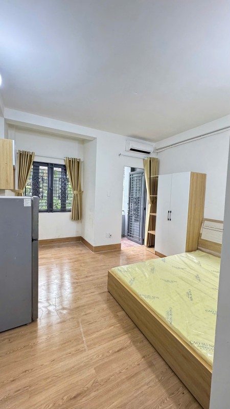 CHO THUÊ PHÒNG STUDIO BAN CÔNG — FULL NỘI THẤT — Gần Cầu Bông, Lê Văn Duyệt LH 0366197406