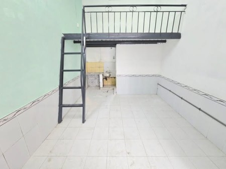 Phòng Mới rộng ở 3-4 người Hành Lang 4m Đ. Hai Bà Trưng Gần Go Dĩ An, Giờ tự do
