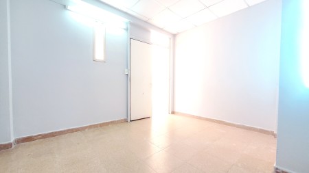 Phòng đẹp 20m2, mới sơn sửa, y như hình, XVNT, P.25, Bình Thạnh !