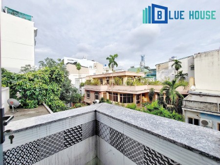 PHÒNG STUDIO BAN CÔNG CỬA KÍNH CỰC CHILL