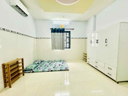 Phòng trọ mới sạch đẹp (có phòng tắm, toilet riêng) - Lạc Long Quân, Phường 3, Q.11