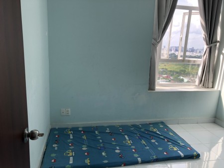 có 1 phòng trống trong CH, sạch sẽ, thoáng mát cần cho NỮ thuê