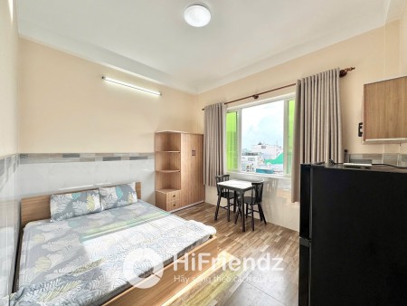 CHDV mới Thang Máy Cửa Sổ Lớn ở Trần Hưng Đạo Quận 5