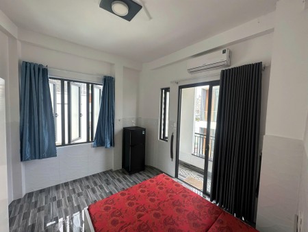 Cho thuê phòng trọ có ban công – máy giặt riêng ngay đường Trường Sa, Quận 3 (gần cầu Lê Văn Sỹ)