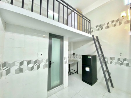 Phòng mới xây, gác cao cửa sổ thoáng chỉ từ 3Tr5 sát cầu Nguyễn Văn Cừ, Dương Bá Trạc, TDTU