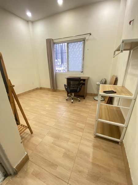 Cho Thuê Phòng 15m2 cửa sổ lớn Nguyễn Văn Thương, P25, Bình Thạnh gần Lm81, Hàng Xanh
