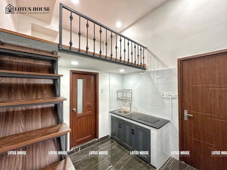 Cho thuê căn duplex tại đường Kênh Tân Hóa, Tân Phú.