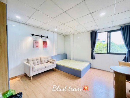 Cho thuê phòng mới rộng 35m2 cửa sổ lớn, full nội thất gần Bà Chiểu, HVCB, tiện qua Q1, Phú Nhuận