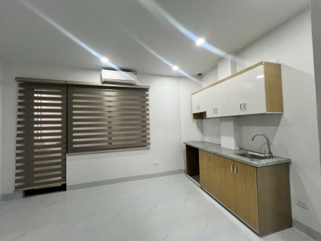 Cho thuê phòng trọ mới khai trương phố Phan Đình Giót