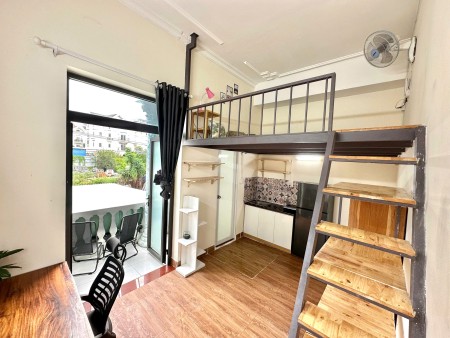 DUPLEX BAN CÔNG NGAY CÔNG VIÊN BẾN HẢI - CỔNG SAU ĐẠI HỌC VĂN LANG