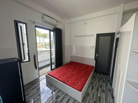 Cho thê phòng trọ ban công máy giặt riêng, gần đường Trường Sa, Quận 3, gần cầu Lê Văn Sỹ