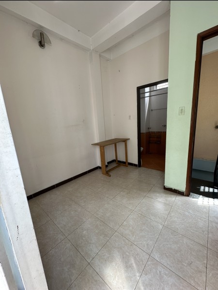 Cho 1-2 người thuê phòng XVNT F17 BÌNH THẠNH, 4triệu (ban công riêng)