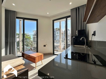 CĂN HỘ 1PN BALCONY MÁY GIẶC RIÊNG THANG MÁY GẦN CV HVT SÂN BAY TSN GA T3 VX LĂNG CHA CẢ