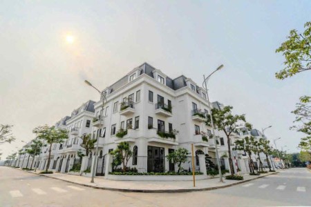 CHO THUÊ PHÒNG TRỌ KHU BIỆT THỰ SOLASTA MANSION ĐỐI DIỆN ĐẠI HỌC PHENIKA