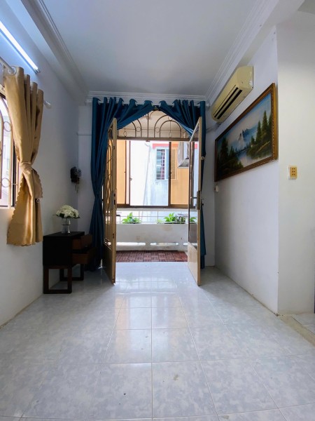 Cho thuê phòng ban công Trần đình xu gần nguyễn cư trinh nguyễn trãi bộ công an