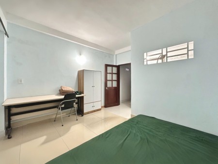 PHÒNG TÁCH BẾP, RỘNG RÃI, THOÁNG MÁT