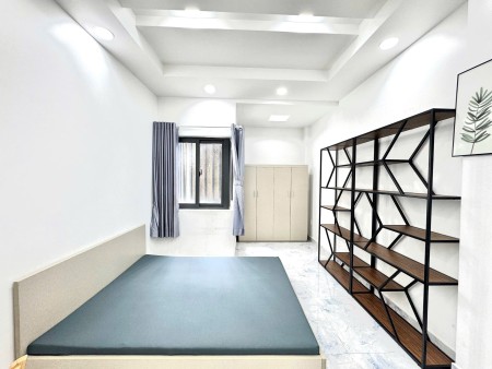 Căn hộ studio full cửa sổ lớn gần lotte mart tân bình sân bay TSN vx lăng cha cả khu k300