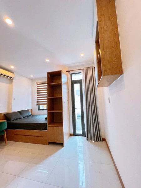 PHÒNG BAN CÔNG RIÊNG – FULL NỘI THẤT - GẦN ĐH HUTECH