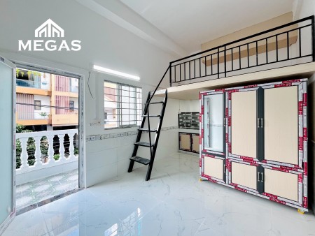 Phòng MỚI 100% ban công Ngay VÒNG XOAY PHÚ LÂM - METRO BÌNH PHÚ Q6