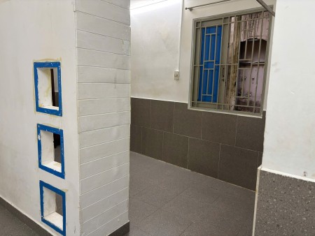 Cho thuê phòng trọ quận 4, sát trường học, chợ, Phường 4, Quận 4. Diện tích 22m2.