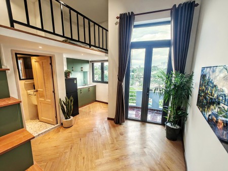 Cho thuê phòng có gác ban công đẹp xinh ngay mặt tiền Võ Văn Kiệt Q5 gần cầu chữ Y ĐH Y dược