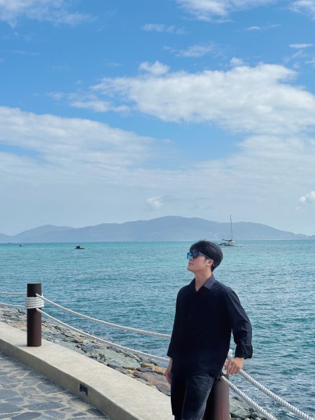 Trương Minh Hướng