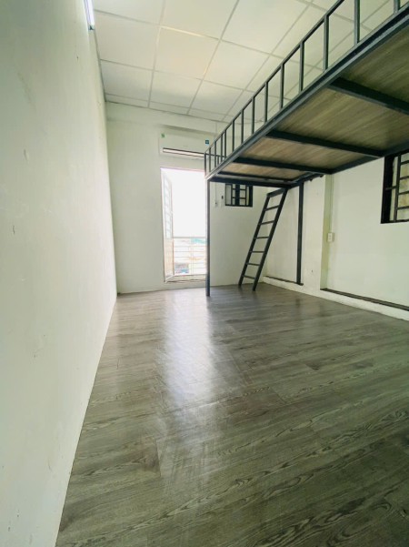 PHÒNG TRỌ ĐẠI HỌC VĂN HIẾN MÁY LẠNH , BAN CÔNG CÓ GÁC GIÁ RẺ