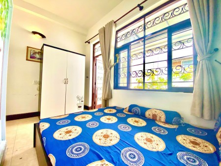 Cho thuê CHDV Full Nội thất ban công rộng rãi tiện ích, 6.1tr Ở Lý Chính Thắng.Trung tâm Sát Quận 1