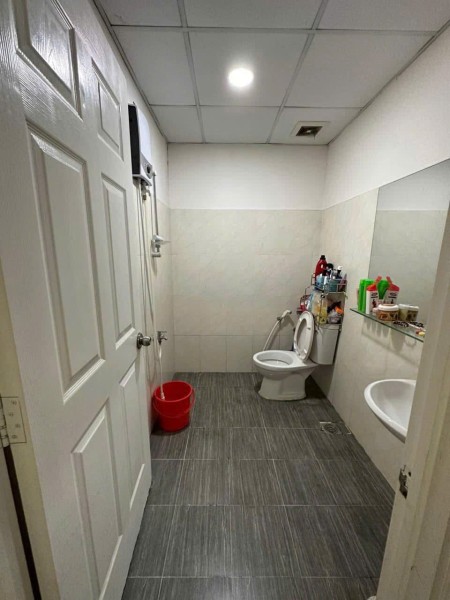 5tr8/tháng. Cọc 2 tháng, 1PN, 1WC, C/c Phúc yên, Phan Huy Ích, TB.