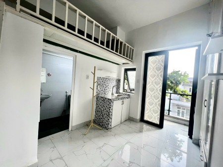 Trống sẵn căn có gác, ban công cùng nội thất giá siêu hời