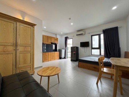 Cho thuê căn hộ dịch vụ full nội thất gần sân bay - Ngô Bệ, Tân Bình