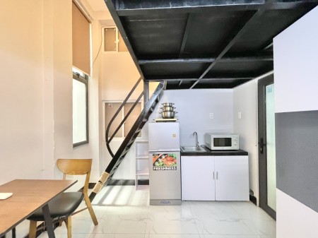 Gác Lửng Tiện Nghi Siêu Thoáng Ngay Khu Ẩm Thực Phan Xích Long, Coop Mart Rạch Miễu